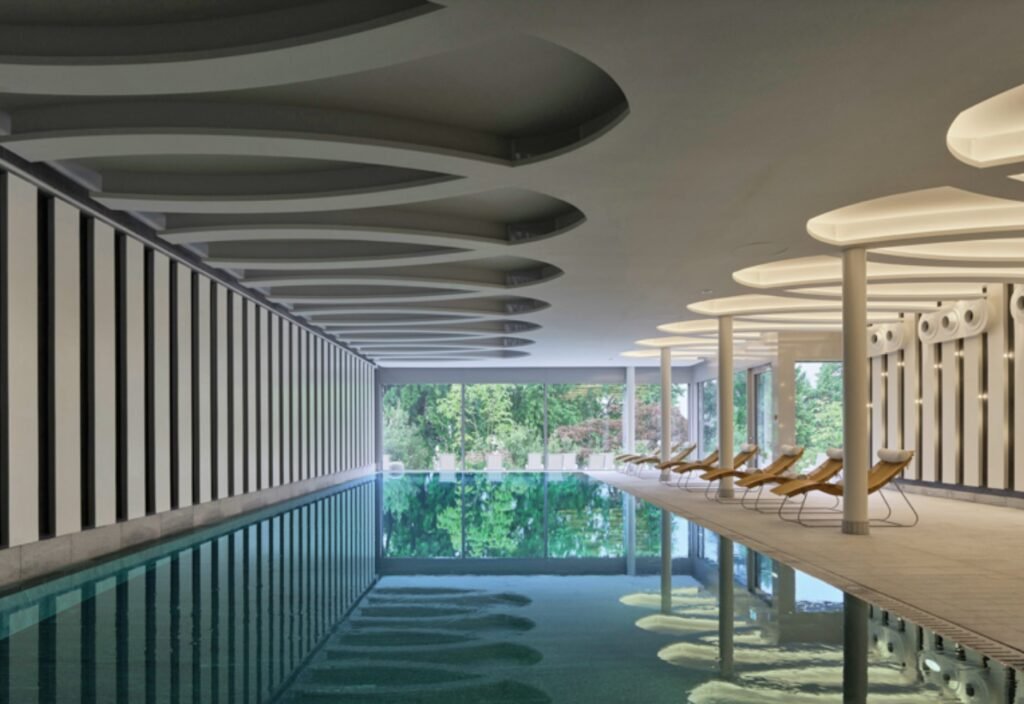 Calming pool Interior